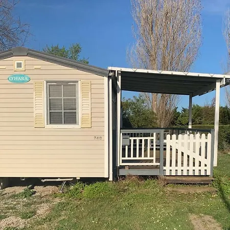 Camping Des Reves Campsite Lattes